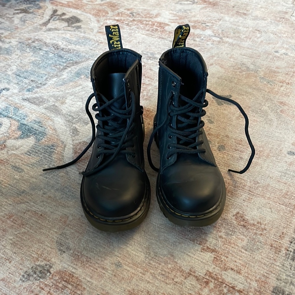 Kids size 2 Dr Marten boots